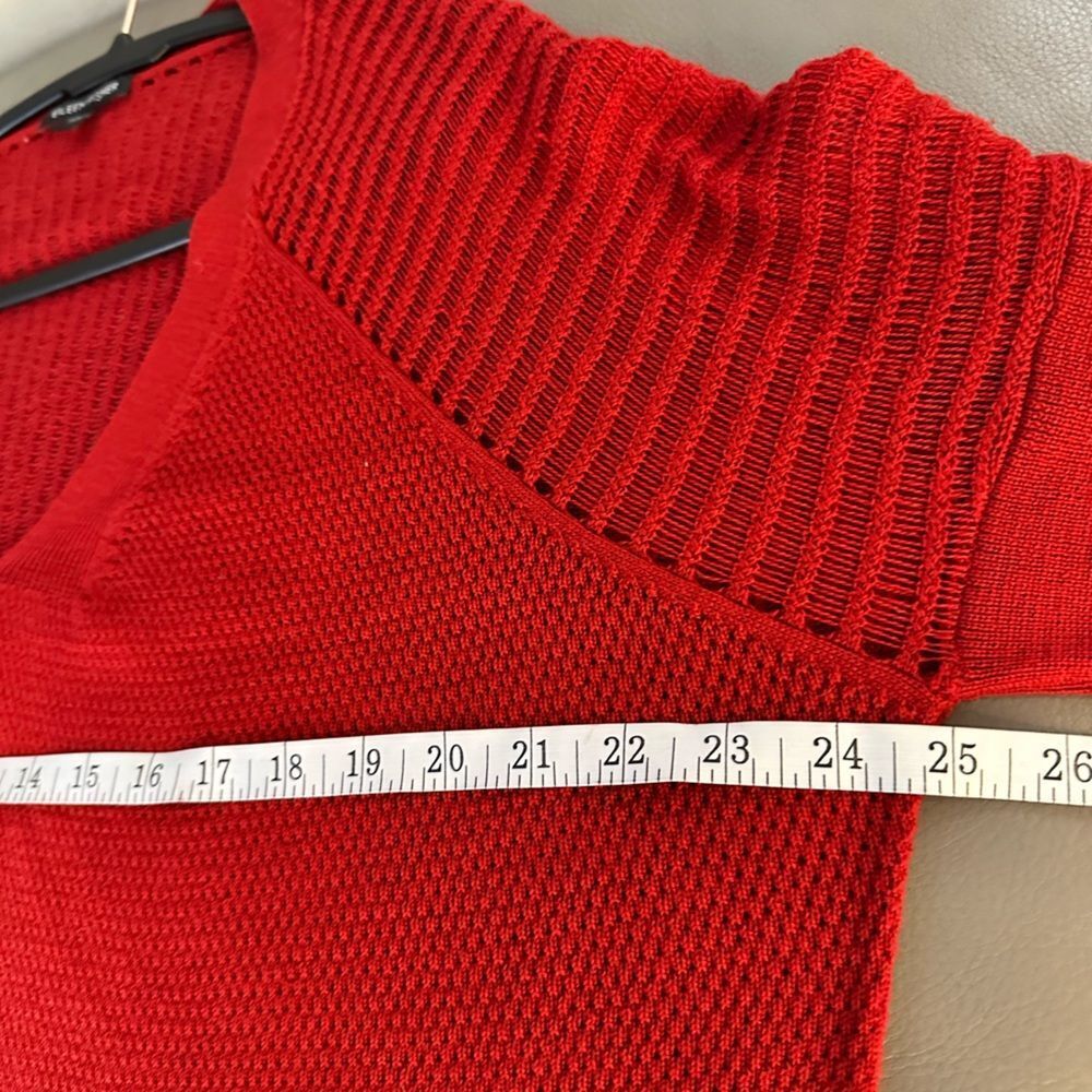 Eileen Fisher V‎ Neck pullover - Picture 6 of 7